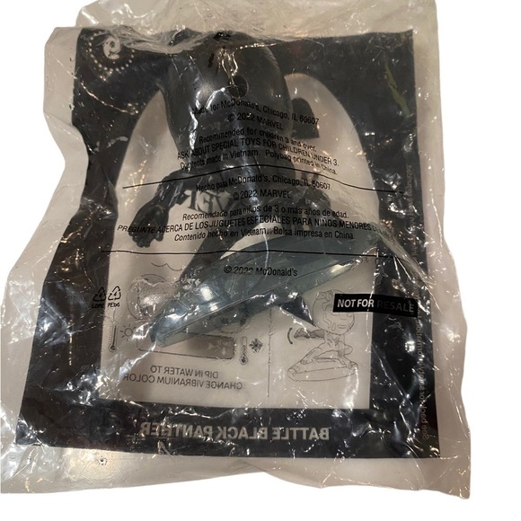 2022 McDonald's Happy Meal Toy, WAKANDA FOREVER #9 Battle Black Panther NEW - Picture 2 of 5